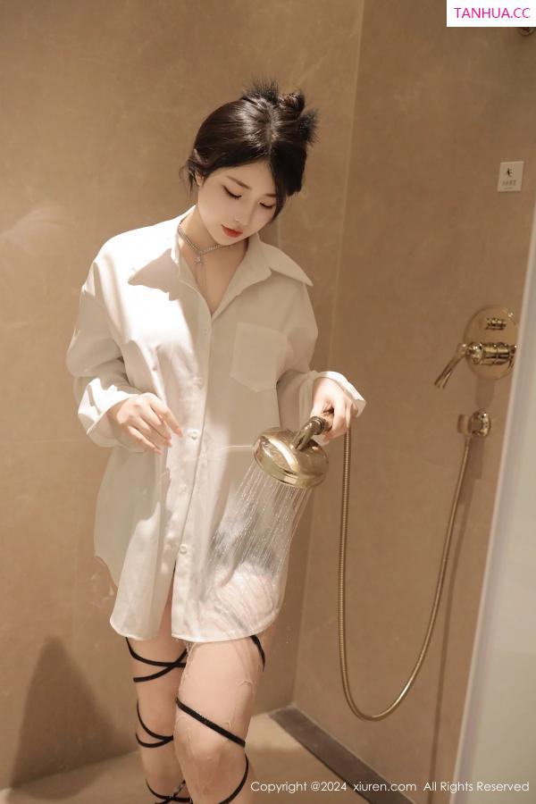   [XiuRen]高清写真图 2024.04.16 No.8400 陈小花 美胸性感第19张图片